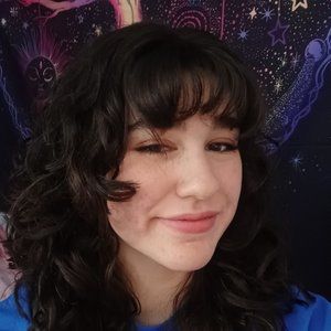 Meet your Posher, Ava